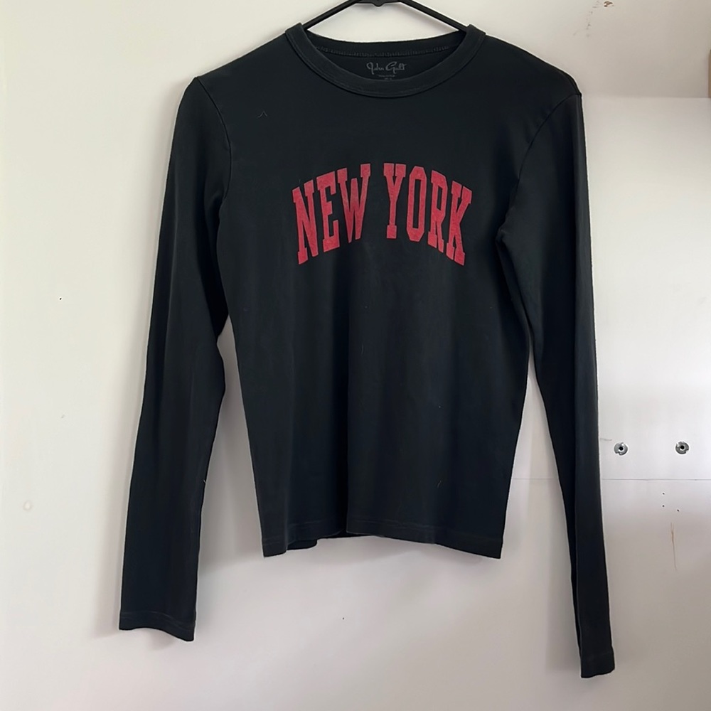 brandy melville new york long sleeve top nwot